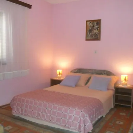 Yucca Trogir